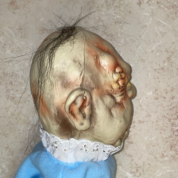 BABY STINKY UGLIEST BABY DOLL HALLOWEEN COSTUME PROP DECORATION NEW - Picture 4 of 5
